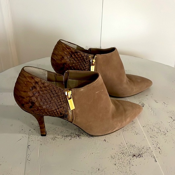 Michael Kors suede and snake embossed leather bootie/boots/shoes/heels  9.5 - Picture 11 of 12